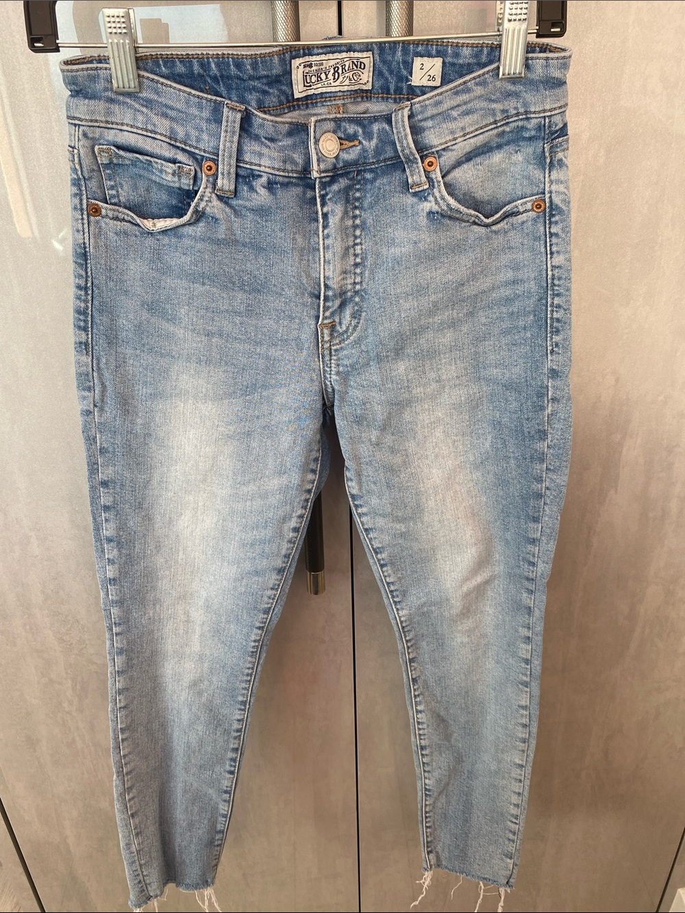 Lucky Brand Light Blue Ankle Crop Jeans Size 2